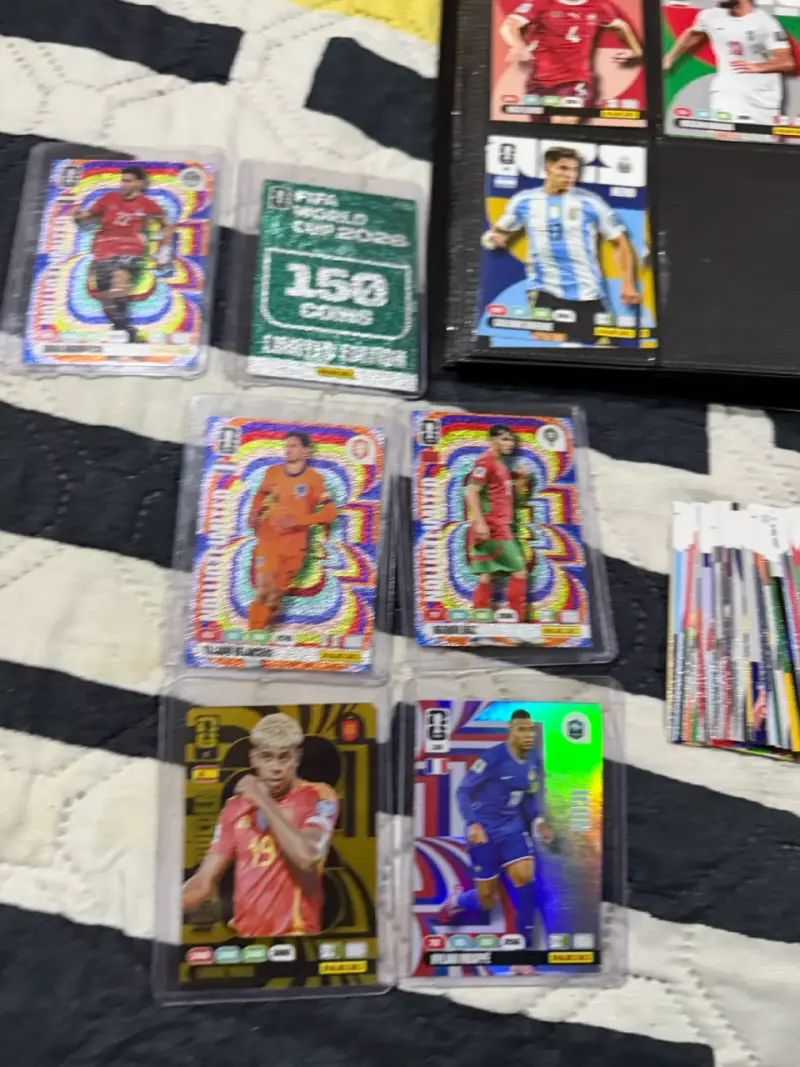 Colección de tarjetas FIFA World Cup 2022 - 1