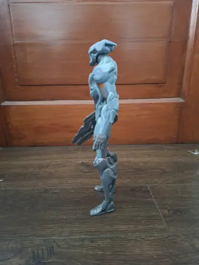 Figura de acción de alienigena azul claro  de Halo - miniatura 4