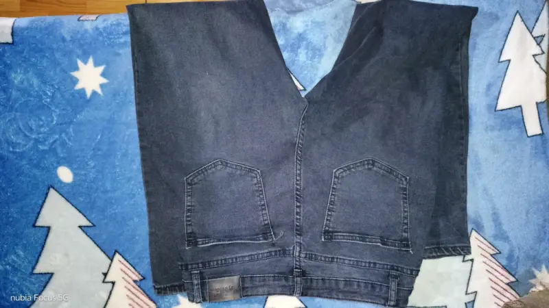 Jeans azul oscuro estilo casual - 2