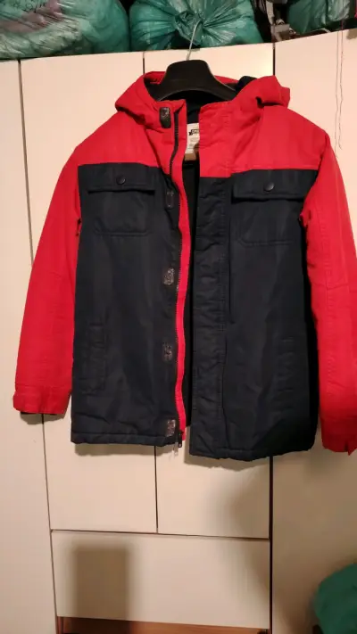 Chaqueta de invierno bicolor para niño - miniatura 1