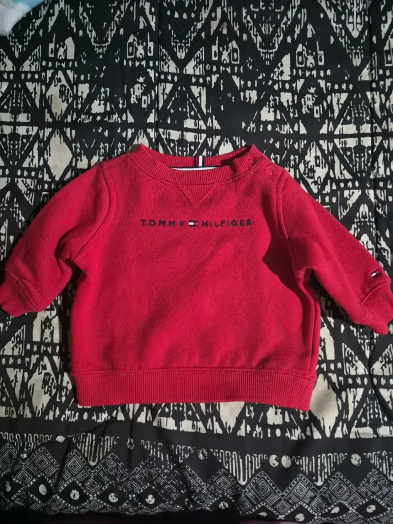 Polerón rojo Tommy Hilfiger para niños - 2