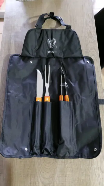 Set de utensilios para asado con estuche - miniatura 1