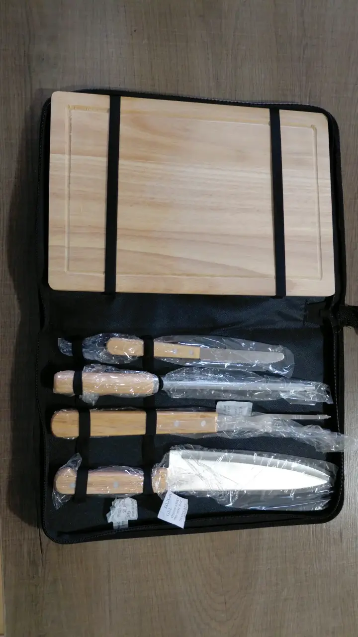Set de utensilios para asado con estuche - 2