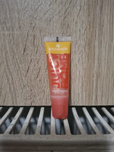 Brillo labial Essence Juicy Bomb, nuevo - miniatura 1