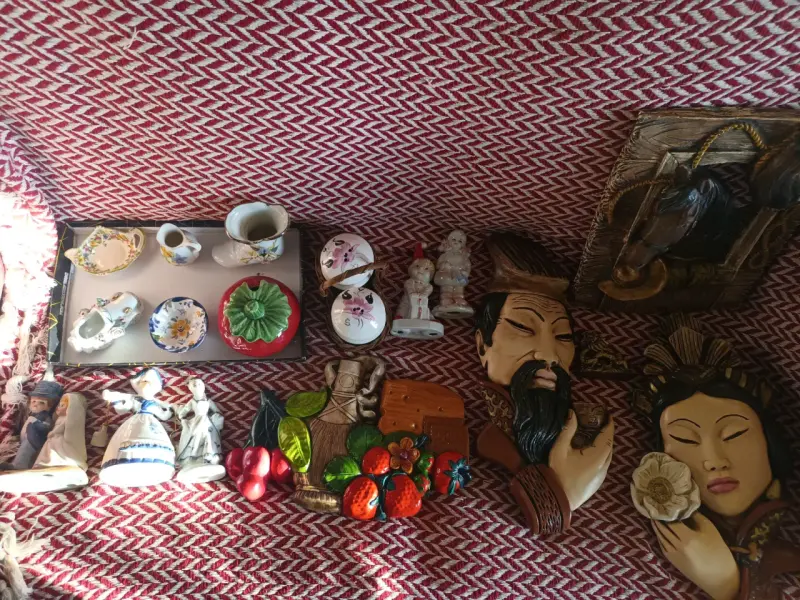 Lote figuras colección distintos países - 1