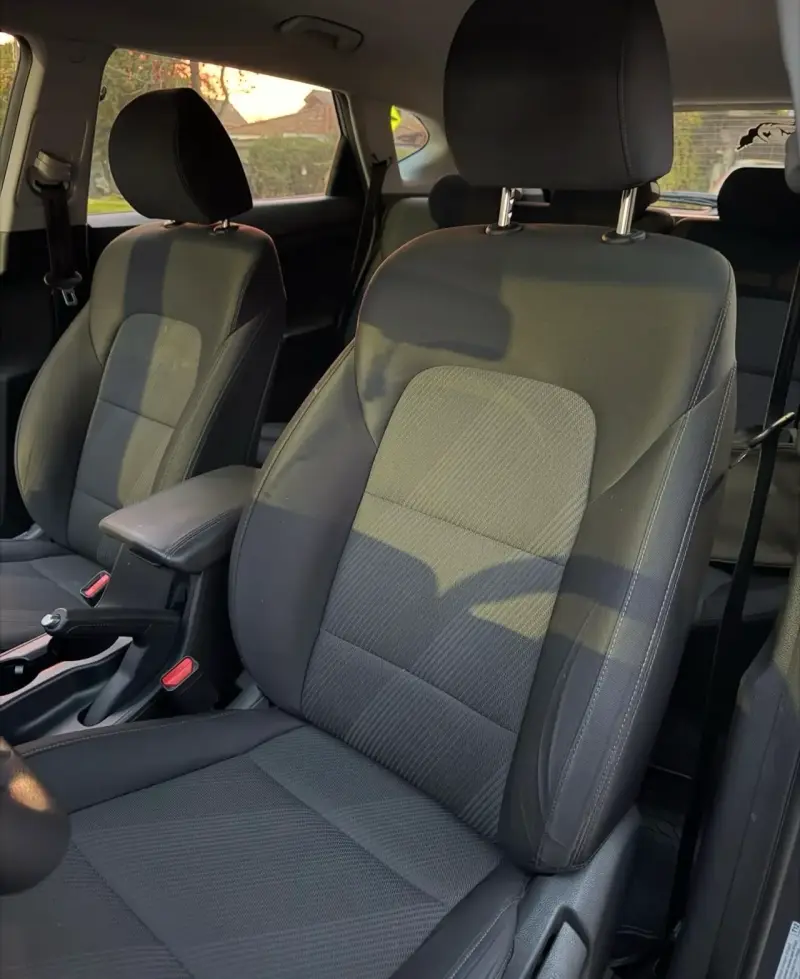 Hyundai Tucson 2020 SUV gris en buen estado - 5
