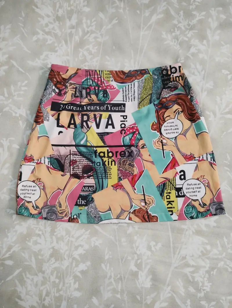 Falta estampada estilo pop art - 1