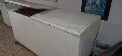 Congelador horizontal grande en buen estado - miniatura 1
