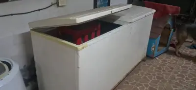 Congelador horizontal grande en buen estado - miniatura 4