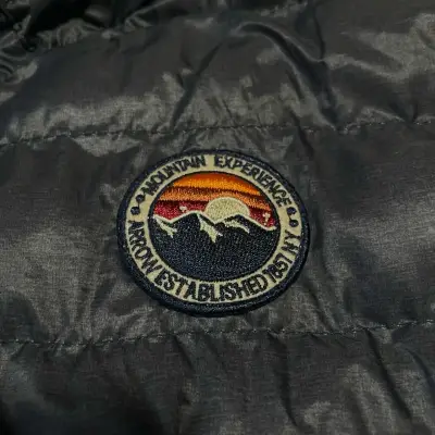 Chaqueta Arrow Reversible Tipo Puffer - Talla XL - miniatura 3
