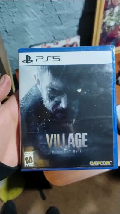 Resident Evil Village para PS5 - miniatura 2
