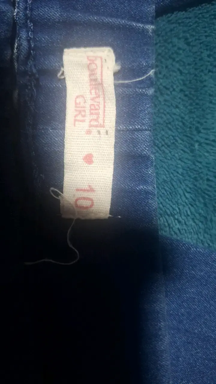 Jeans azul de niña en buen estado - 2