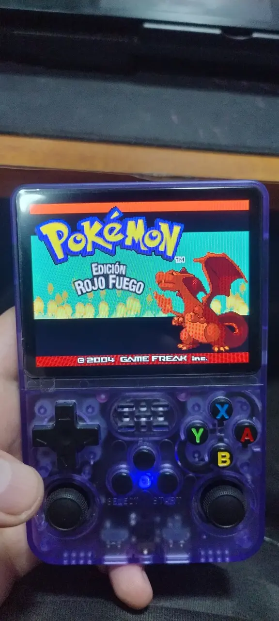 Consola de juegos portátil R36S - 2