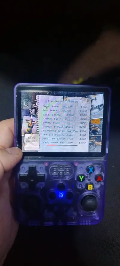 Consola de juegos portátil R36S - miniatura 5