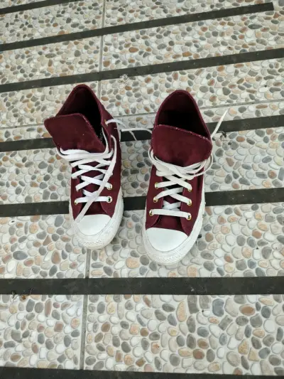 Zapatillas converse burdeos caña alta - miniatura 1