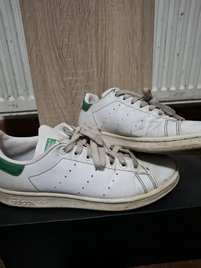 Zapatillas Adidas Stan Smith blancas, usadas - 3
