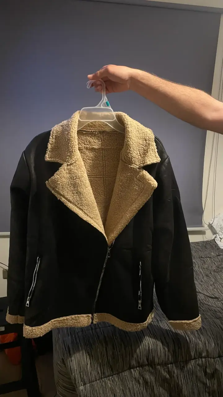 Chaqueta de cuero sintético con forro de lana - 3