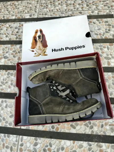 Botas Hush Puppies de gamuza marrón - miniatura 1