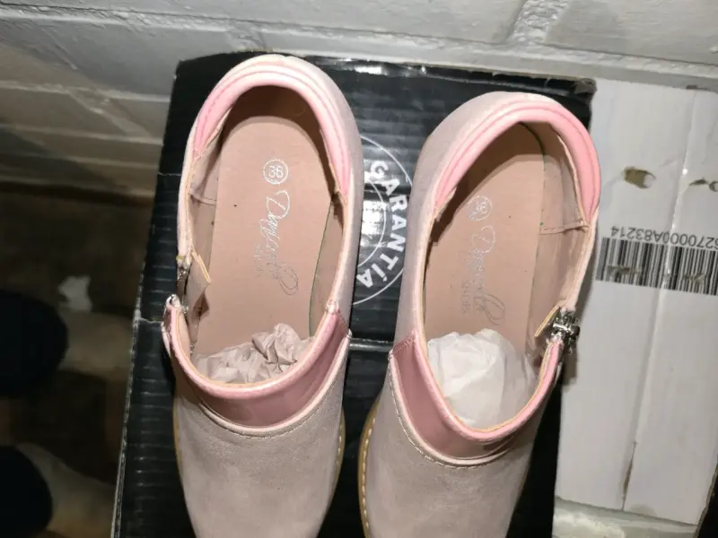 Zapatos de niña rosados marca D'Angela - 1