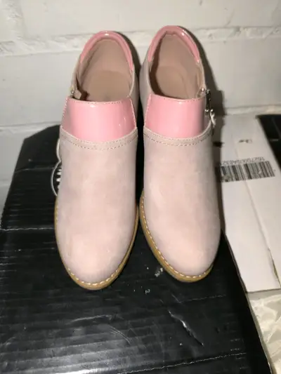 Zapatos de niña rosados marca D'Angela - miniatura 3
