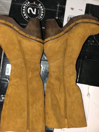Botines de cuero marrón con suela de goma - miniatura 2