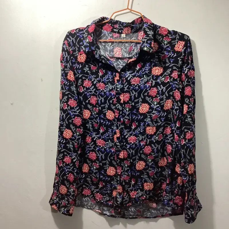 Blusa  University talla S