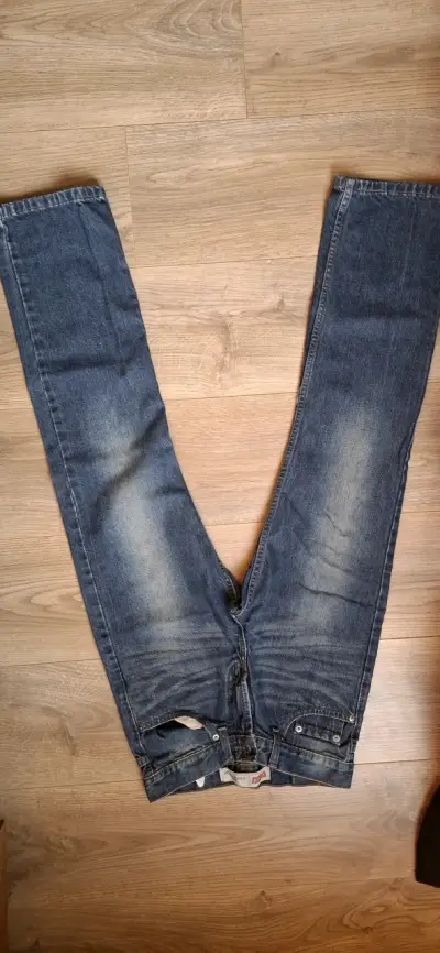 Jeans Levis talla 32 - miniatura 1