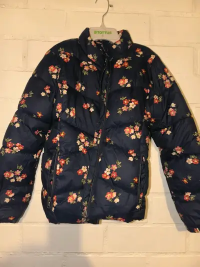Chaqueta acolchada floral para niña - miniatura 3