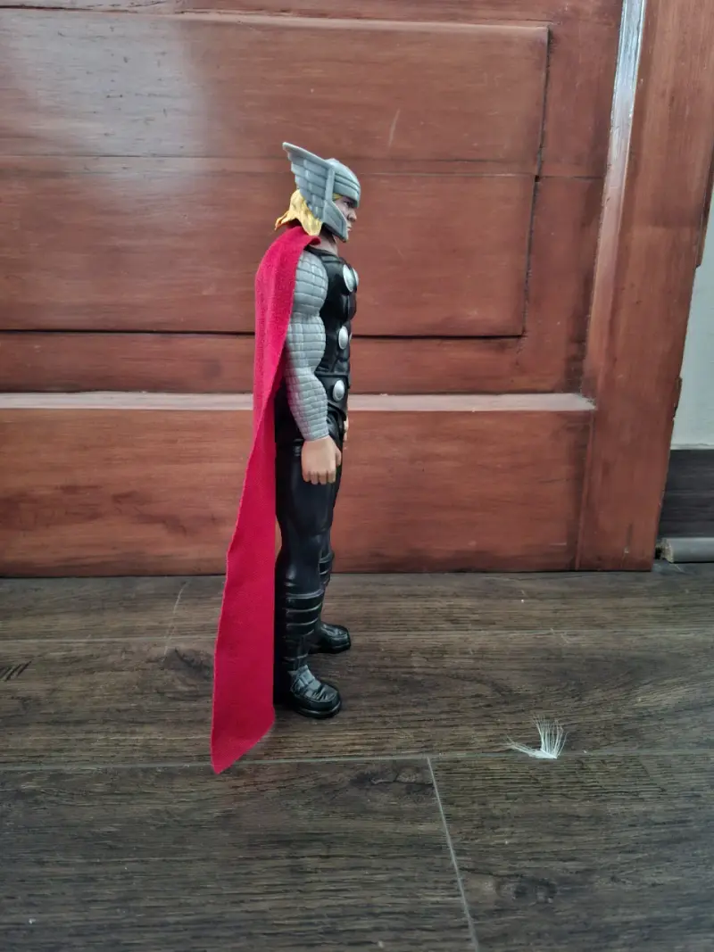Figura de acción de THOR - 3