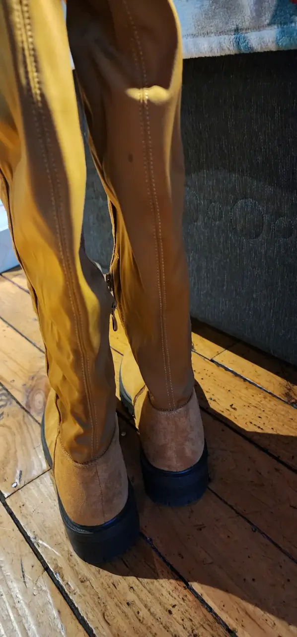 Botas altas de gamuza color camel - 4