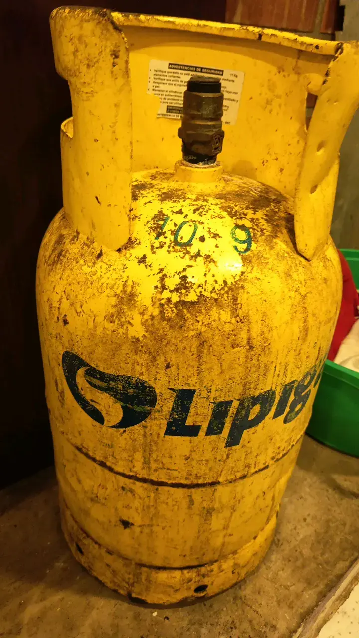Balón de gas Lipigas 11 kg usado