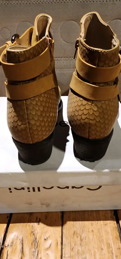 Botines de cuero camel con hebilla - miniatura 4