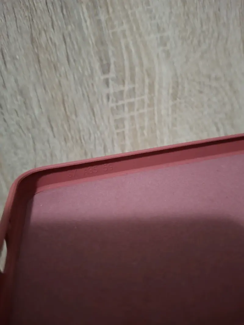 Carcasa color rojo burdeo, Samsung A35 5g - 3