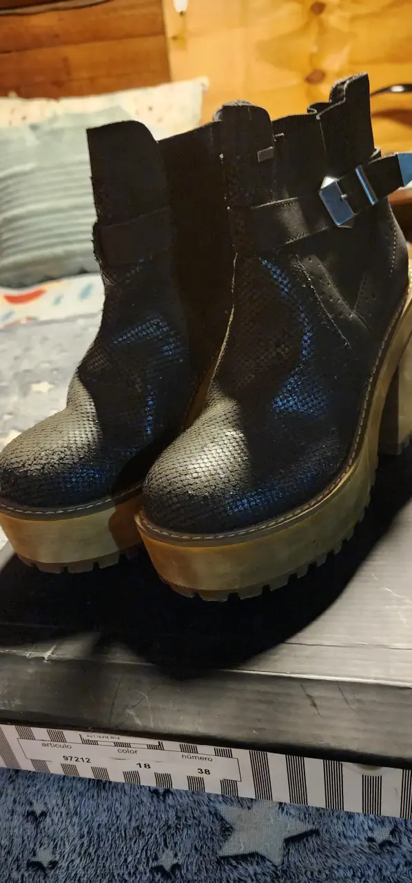 Botines de cuero negro con plataforma - 1