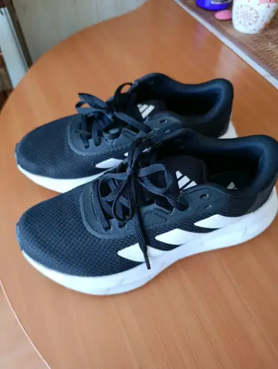 Zapatillas deportivas negras para hombre - miniatura 1