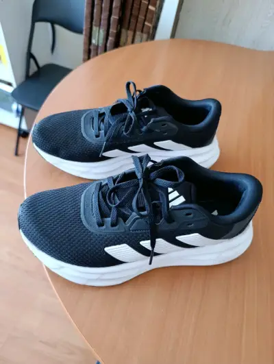 Zapatillas deportivas negras para hombre - miniatura 2