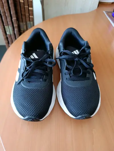 Zapatillas deportivas negras para hombre - miniatura 3