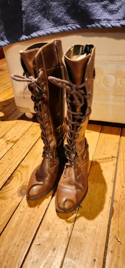 Botas de cuero marrón con cordones - miniatura 5