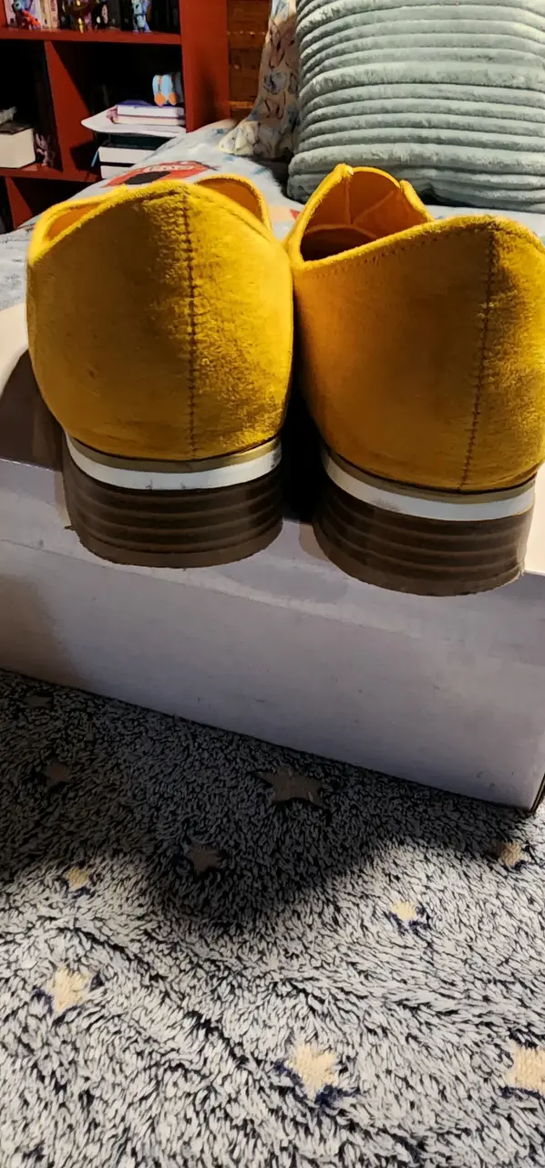 Zapatos amarillos de gamuza para mujer - 2