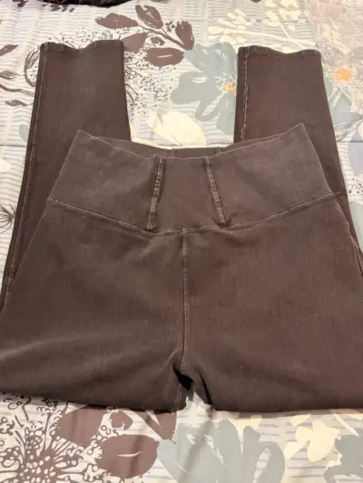 Pantalones de tiro alto para mujer - miniatura 1