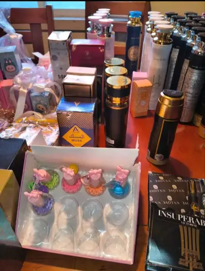 Lote de perfumes variados arabes - miniatura 4