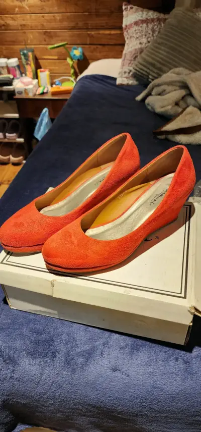 Zapatos de tacón bajo naranja para mujer - miniatura 1
