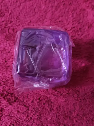 Bloque de vidrio decorativo morado - miniatura 1