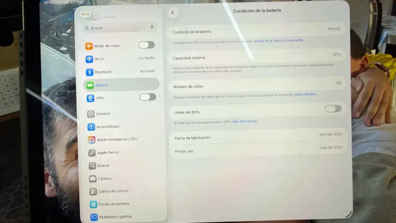iPad Air M2 (1 año de uso) + funda y teclado - 3