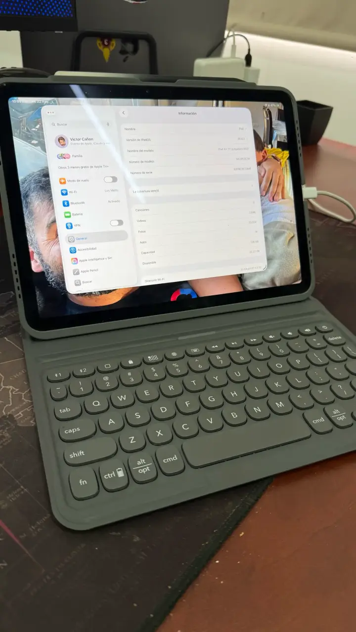 iPad Air M2 (1 año de uso) + funda y teclado - 5