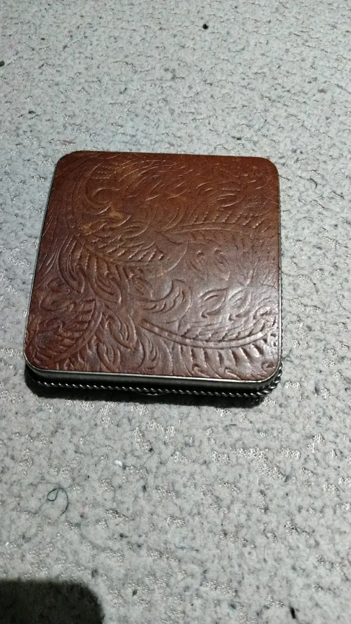 Punzón antiguo con funda de tela - 3