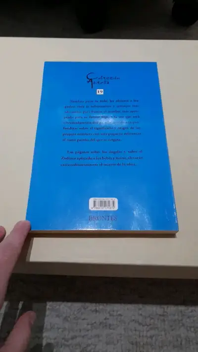 Libro 'Nombres para tu bebé' 5000 nombres - miniatura 2