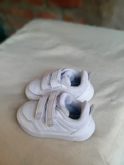 Zapatillas blancas para niños originales - miniatura 5