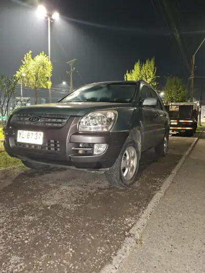 SUV Kia Sportage 2008 en buen estado - miniatura 1