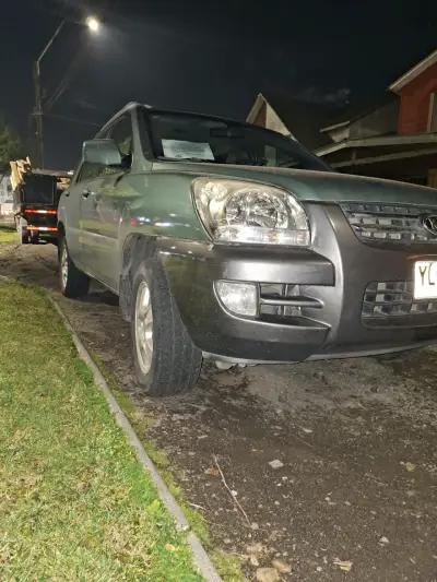 SUV Kia Sportage 2008 en buen estado - miniatura 4